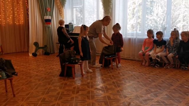 День Защитника Отечества. Утренник в детском саду к 23 февраля. смотреть онлайн