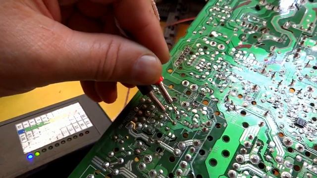 Как плавится трансформатор ТДКС в телевизоре SONY при ремонте. Уникальные кадры. Курсы телемастеров смотреть онлайн