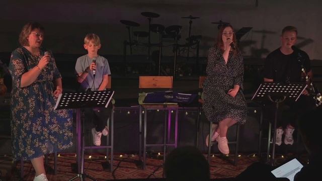 Новый город | Леон, Ольга, Анна, Роман | Творческий вечер семьи Соболевых | 16.09.2023 смотреть онлайн