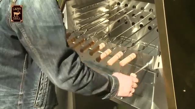 Общий обзор угольного гриля LAPPIGRILL-inoxV смотреть онлайн