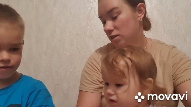 Сделала торт, Слежу за детьми, Смотрим фотографии бумажные смотреть онлайн