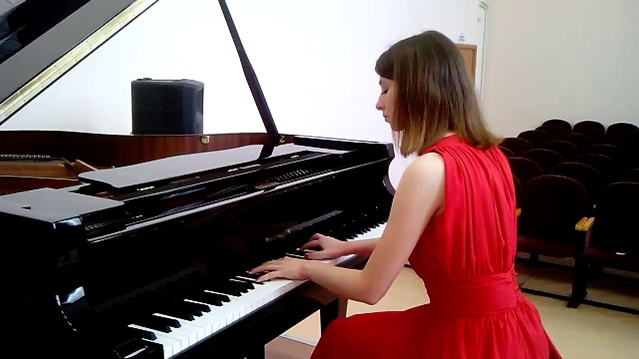 Клод Дебюсси "Лунный свет" исполняет Шмакова Виктория, преподаватель Чернова О.Г. смотреть онлайн