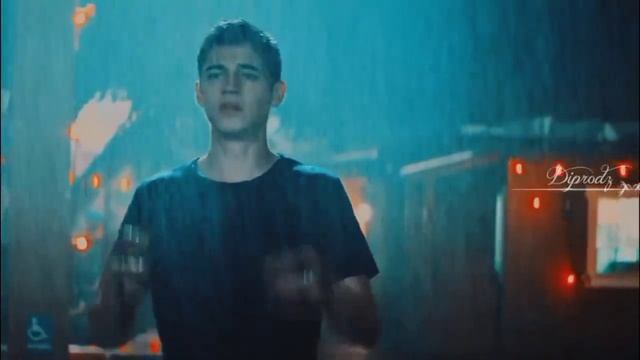 грустные стихи "Просто расскажи чего тебе не хватало" смотреть онлайн