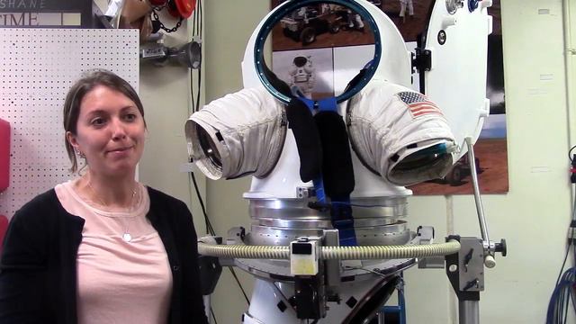 Designers Making a Difference | Space Suit Engineer смотреть онлайн