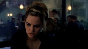 Экзистенция. Сцена из фильма.  Пистолет из китайской еды, суп фобо.