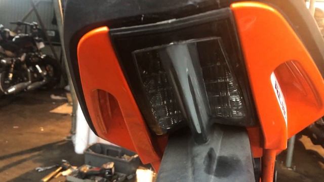 KTM RC 390 - VBKJYJ406HC275961 смотреть онлайн