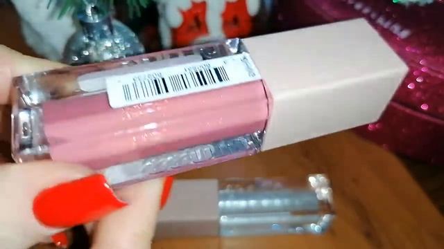 #maybelline #liftergloss#новинкикосметики Крутые блески-новинки от Maybelline ??? смотреть онлайн