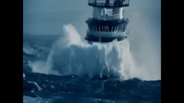 Синее море, какое оно? А. Сушков.