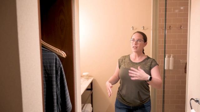 EXPLORE THE FAMOUS JORDAAN, AMSTERDAM // Top things to do in this Amsterdam neighborhood смотреть онлайн