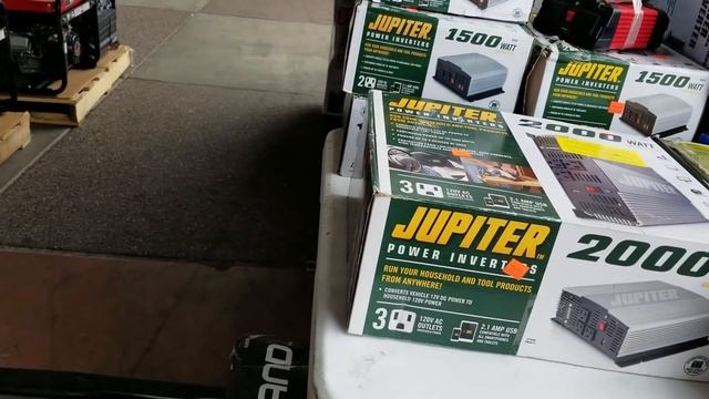 Parking Lot Sale|Shopping at Harbor Freight (October 2018) смотреть онлайн