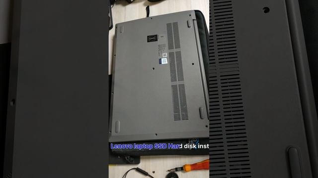 HOW TO OPEN LENOVO LAPTOP AND INSTALL NVME SSD HARDDISK смотреть онлайн