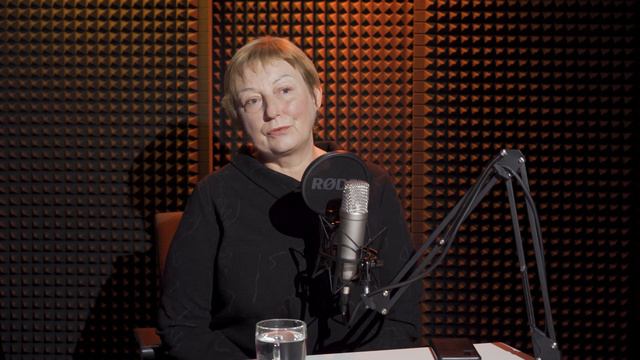 ДОЧКІ-МАТКІ: Разрыў пакаленняў смотреть онлайн