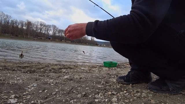 На рыбалку за карасем. "Старый Пруд" Крым. смотреть онлайн