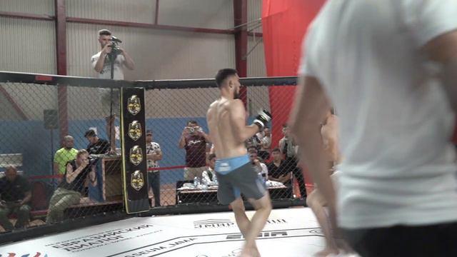 Мунаваров Таджикистан VS Акимов Кыргыстан, Бои ММА - Колизей, Москва, бои в октагоне в Москве смотреть онлайн