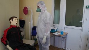 Обучение взятию мазка из зева и носа при covid-19