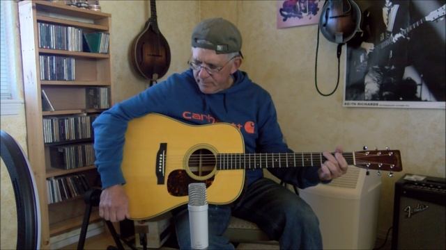 Does a large soundhole guitar project differently? смотреть онлайн