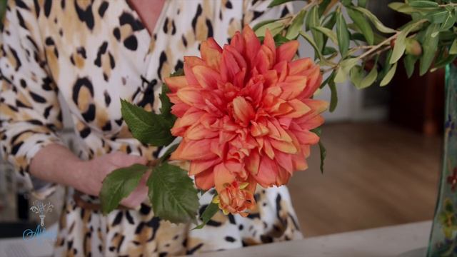 Flowers in a Moment: 'Magnolia Fall' смотреть онлайн