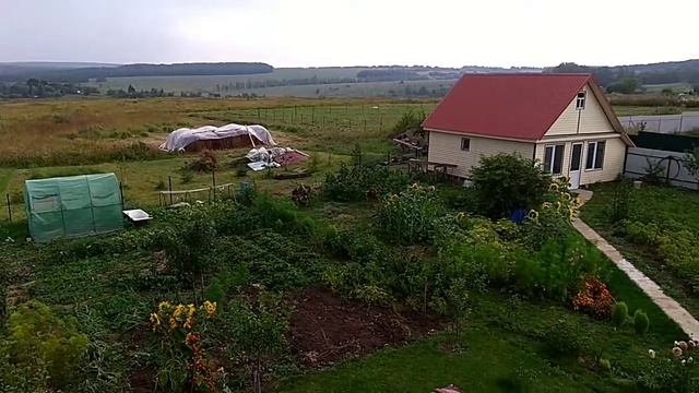 Дом родителей. Вид с балкона смотреть онлайн