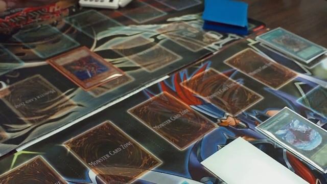 Yugioh Duel - Macro Monarch vs Volcanic Monarch - Game 2 смотреть онлайн