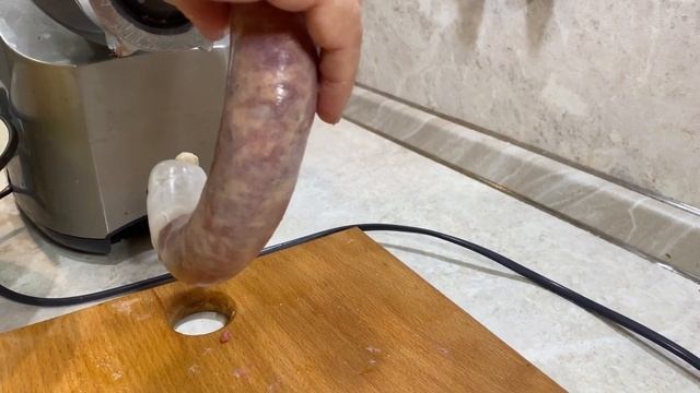 ДОМАШНЯЯ КОЛБАСА украинская с чесноком. Голодным не смотреть! смотреть онлайн