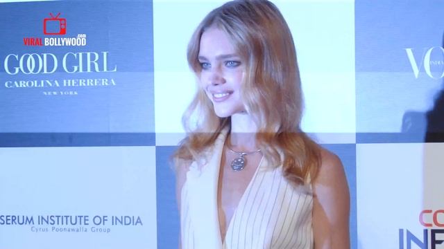 Natalia Vodianova at Vogue Women Of The Year Awards 2017| wins Global Philanthropist and Style Icon смотреть онлайн