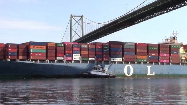 Container Ship MOL MISSION Under MacKay Bridge - Inbound Into Halifax, NS