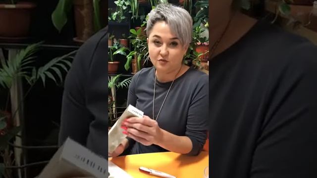 Лайф хак! Как убрать зелень с волос быстро в мойке | Life hack! How to remove greens from hair смотреть онлайн