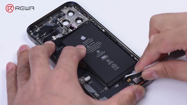 iPhone 12 Pro Detailed Teardown Tips For Repair Shop Technicians смотреть онлайн