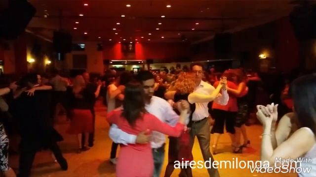 Lindo son los recuerdos, baile en milonga el Arranque con Los Reyes del Tango 2016 смотреть онлайн
