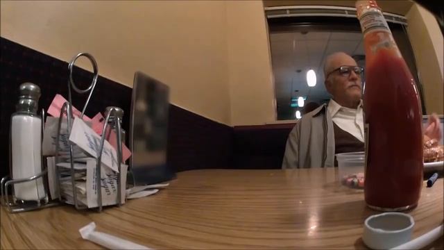 Bad Grandpa - Sharted Scene HD смотреть онлайн