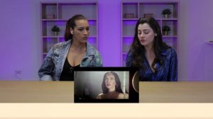 Испанцы смотрят как Наталия Орейро поет на русском языке