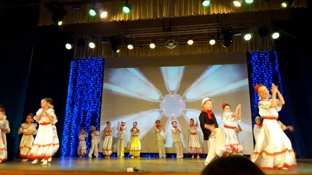 Колумбийский танец "Черная рубашка" / Зорянка смотреть онлайн