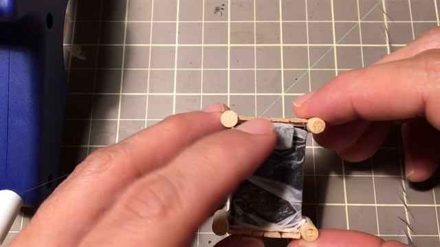 D&D Tabletop RPG Terrain Prop Tutorial - Episode 1: Soldier Bunks смотреть онлайн