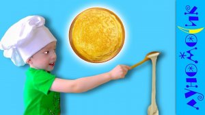 Богдан ПОМОГАЕТ маме готовить НА КУХНЕ