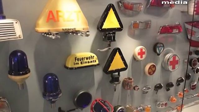 Музей MERCEDES-BENZ смотреть онлайн