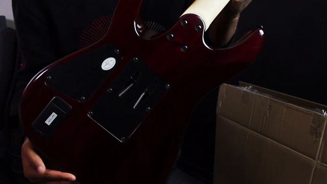 UNBOXING MY BRAND NEW GUITAR // SCHECTER SUN VALLEY SUPER SHREDDER III смотреть онлайн
