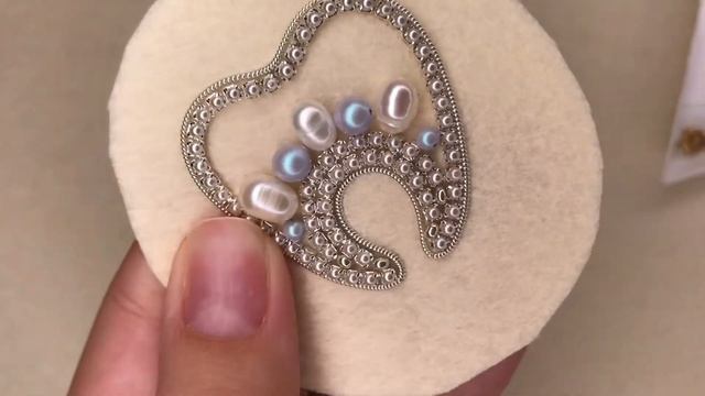 БРОШЬ ЗУБ / ПОДАРОК СВОИМИ РУКАМИ / подарок стоматологу ? смотреть онлайн