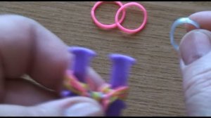 Браслет из резинок на рогатке MASCHINO rainbow loom bands bracelet tutorial