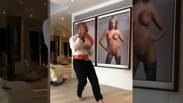 Джанлука Вакки смотреть онлайн