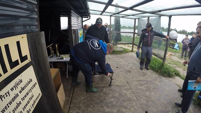 Big Fish Wręczenie Cuzo смотреть онлайн