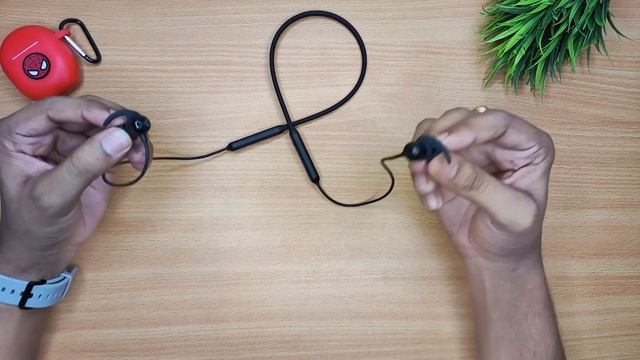 Realme Techlife earbuds n100 Unboxing & Review | Boat Rockerz 255 NEO VS Realme Buds N100 | смотреть онлайн