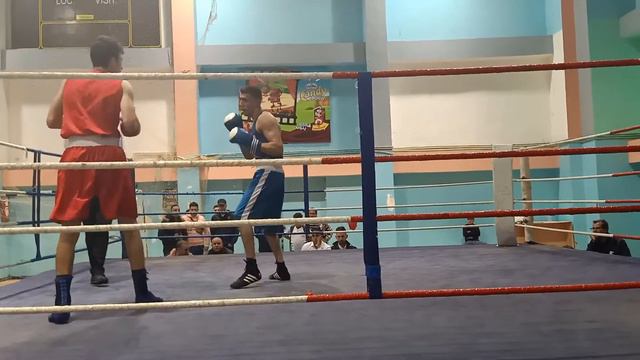Smail Bouzid boxing coin rouge смотреть онлайн