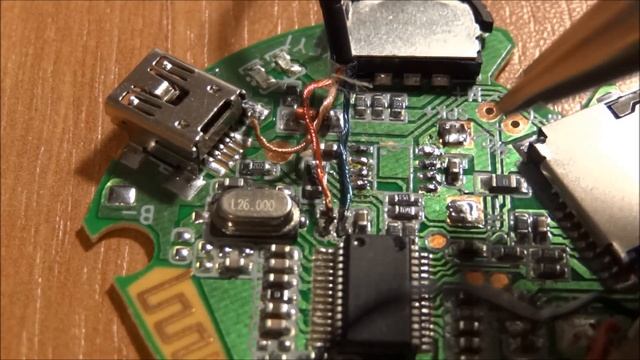 Hacking Cheap Bluetooth Speaker Into Stereo Bluetooth Receiver With MP3 Player
