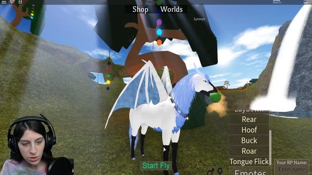 ROBLOX HORSE WORLD DRAGON HORSE With LOTS Of HORNS!