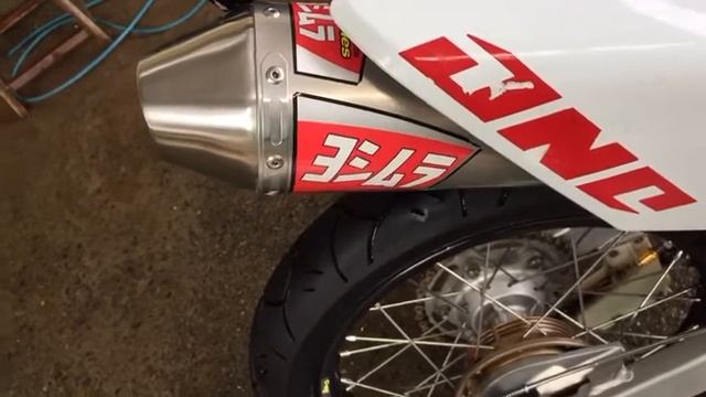 ?CRF 230? Con escape Yoshimura? смотреть онлайн