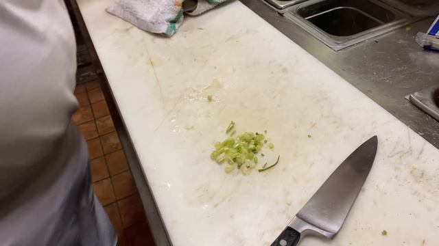 Classic Chicken Piccata смотреть онлайн