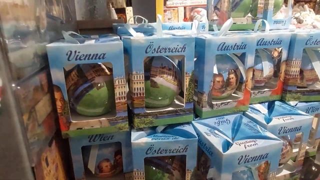Vienna VLOG. Праздничная Вена, много едим, гуляем и наслаждаемся городом смотреть онлайн