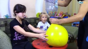 СУПЕР Антистресс из шариков ОРБИЗ Играем с Ярославой и Ритой video for children Orbeez