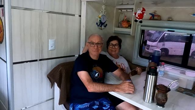 MOTORHOME A VENDA COMPLETO IMPECAVEL TROCA POR MOTORHOME MENOR