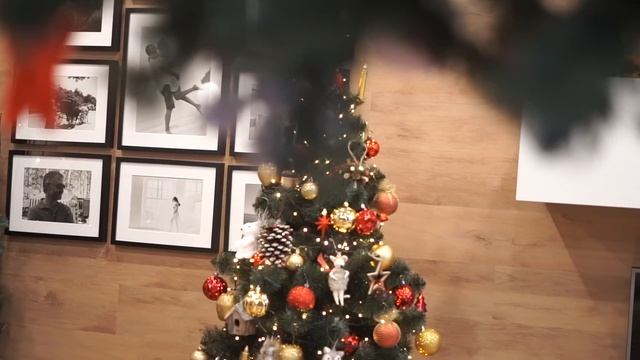 Наряжаем елку вместе! Интерьер для НОВОГО ГОДА! смотреть онлайн